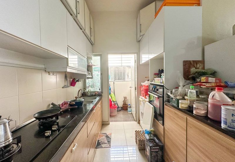 Savanna Executive Suites @ Southville City