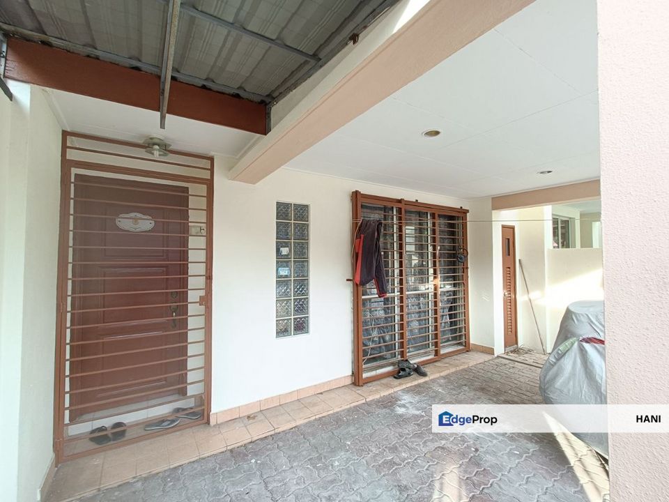 Double Storey Terrace House Taman Pinggiran USJ 1, Subang Jaya Selangor, Selangor, USJ