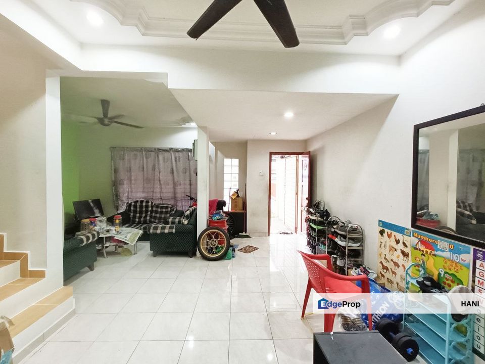 Double Storey Terrace House Taman Pinggiran USJ 1, Subang Jaya Selangor, Selangor, USJ