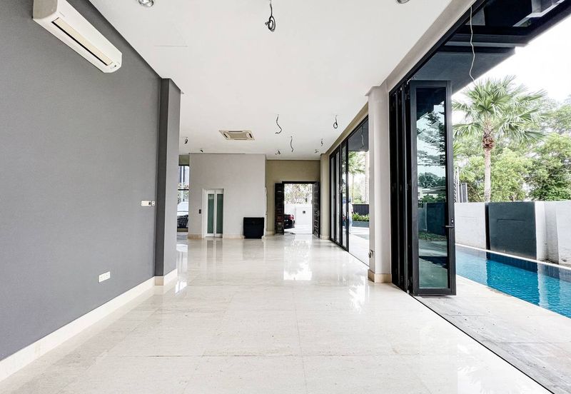 Perdana Lakeview East