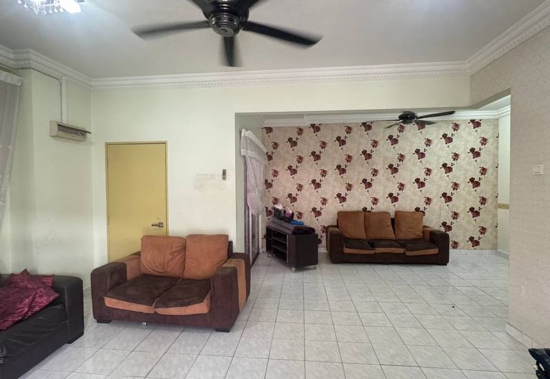 Corner Lot 2.5 Storey Saujana Damansara – 2,863 sqft Below Market, RM930K Only