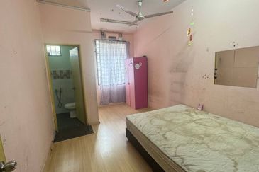 Corner Lot 2.5 Storey Saujana Damansara – 2,863 sqft Below Market, RM930K Only