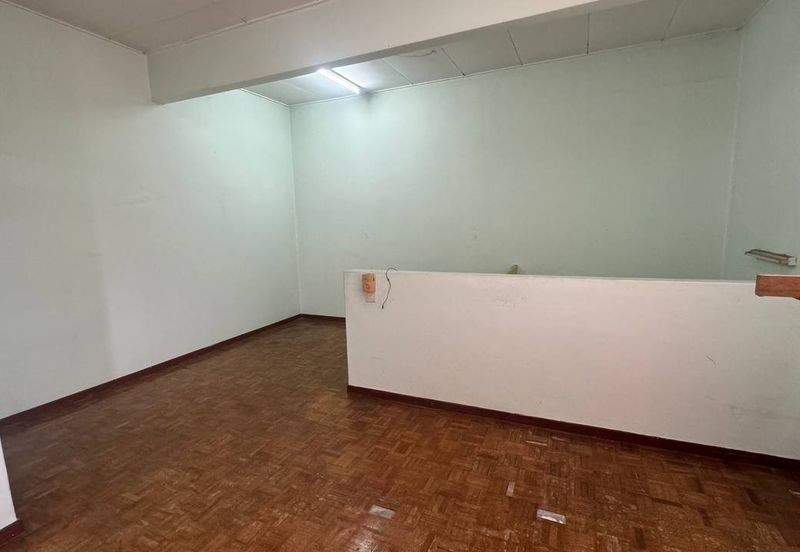 Corner Lot 2.5 Storey Saujana Damansara – 2,863 sqft Below Market, RM930K Only