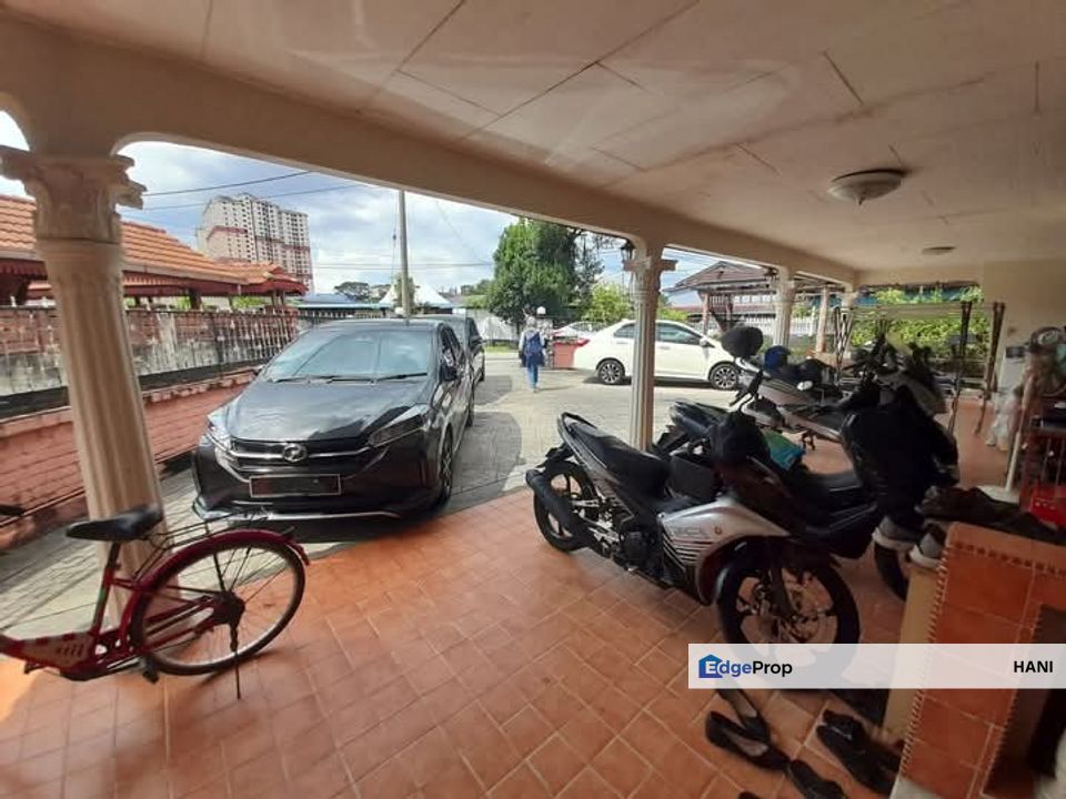 Kampung Melayu Ampang Bungalow – 5,400 sqft Land + Extra Unit, RM950K, Selangor, Ampang