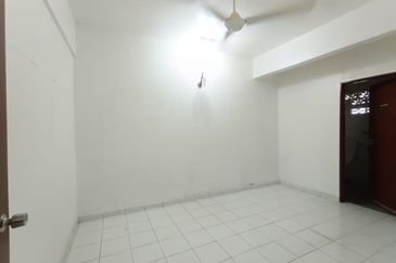 Pantai Dalam Kampung Kerinchi