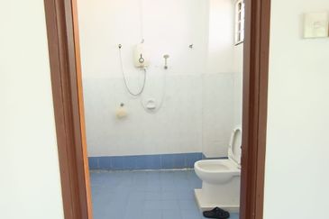 Pantai Dalam Kampung Kerinchi