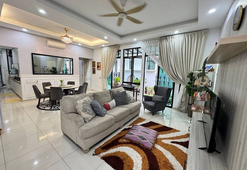 Tenderfields @ Eco Majestic