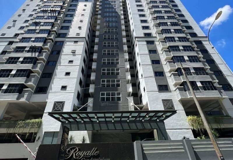 Royalle Condominium @ North Kiara