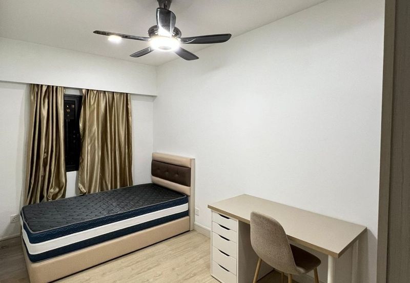 Royalle Condominium @ North Kiara