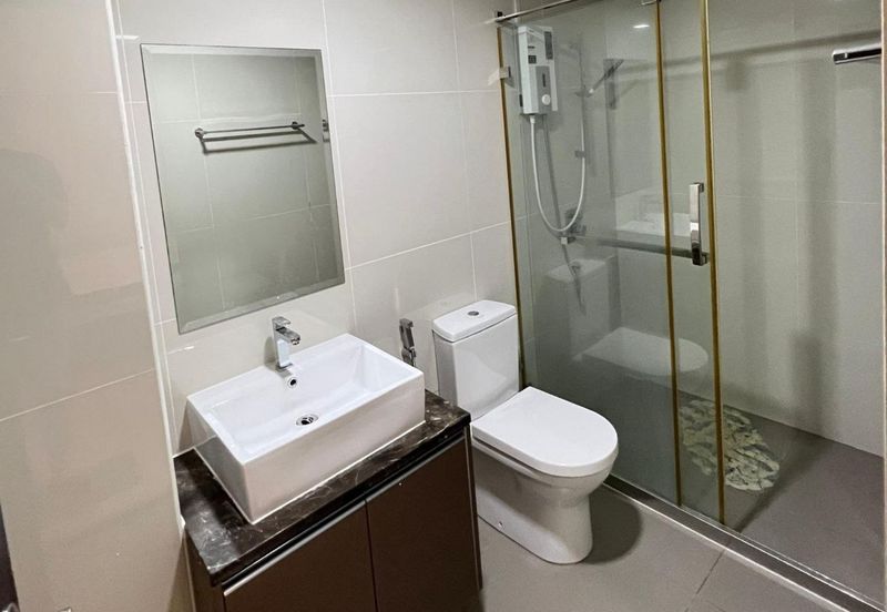 Royalle Condominium @ North Kiara