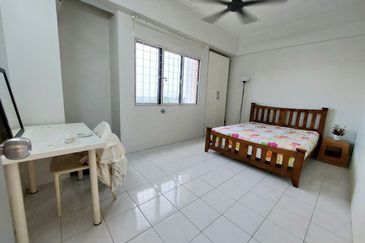 Casa Venicia Condominium