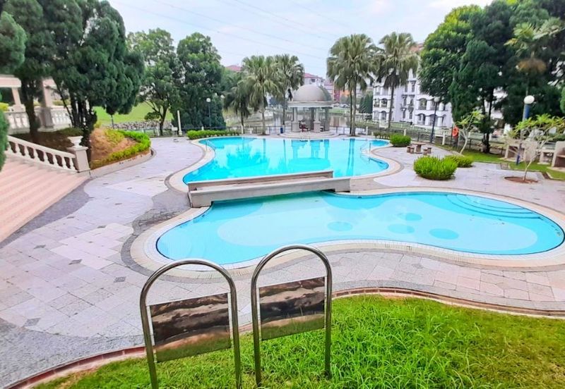 Casa Venicia Condominium