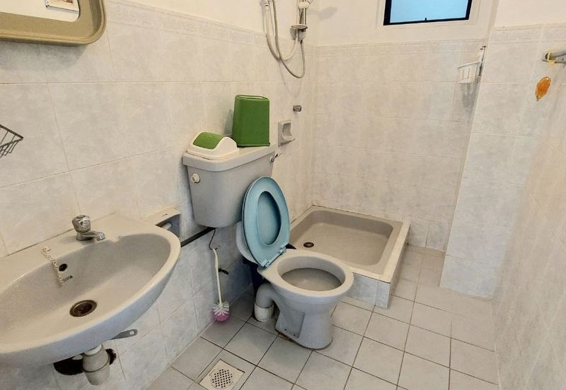 Casa Venicia Condominium