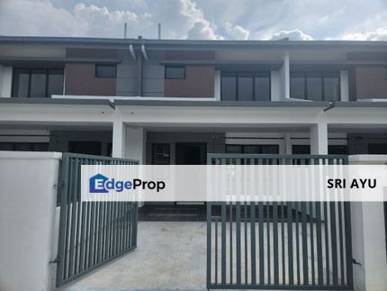 FOR RENT: Double Storey Terrace House M Aruna Residence Saujana Rawang Rawang Selangor, Selangor, Rawang