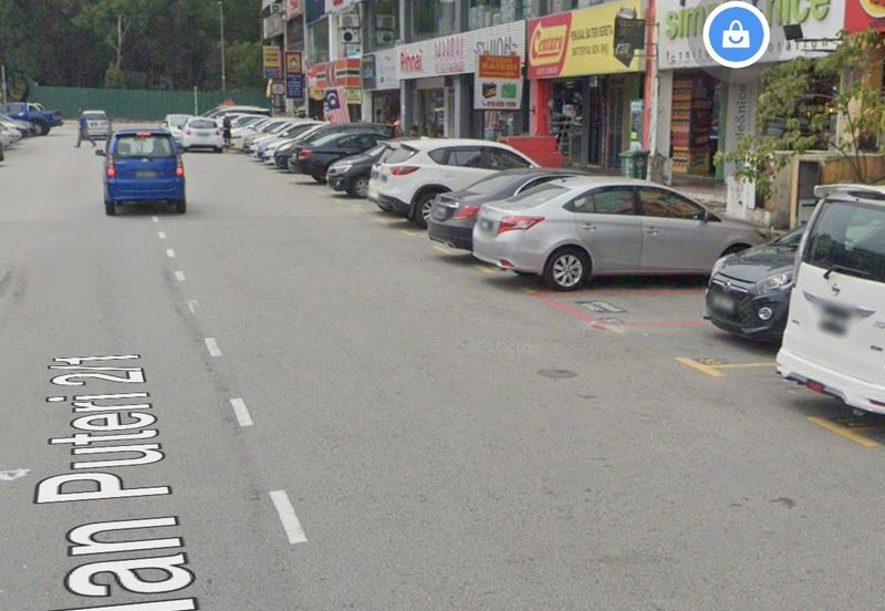 Bandar puteri ground floor shop lot for rent 