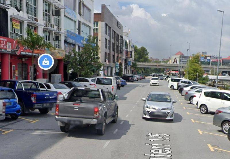 Bandar puteri ground floor shop lot for rent 