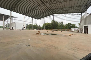 Warehouse/Factory for Rent at Ayer Keroh, Melaka