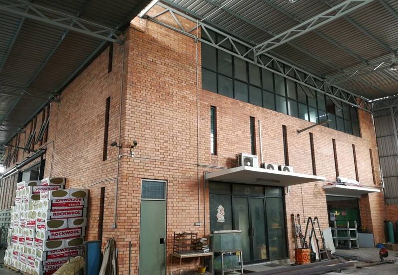 Corner lot factory for sale at Shah Alam, sek 34 