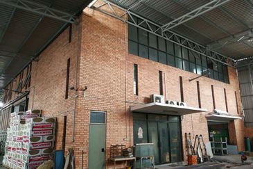 Corner lot factory for sale at Shah Alam, sek 34 