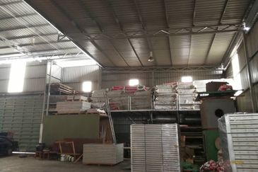 Corner lot factory for sale at Shah Alam, sek 34 