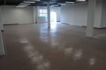 Warehouse for rent at Klang
