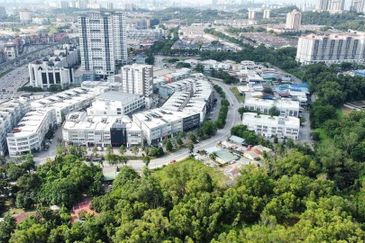 Jalan Kenari, Bandar Puchong Jaya