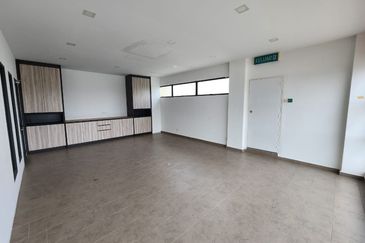 Elite 33 Signature Business Park