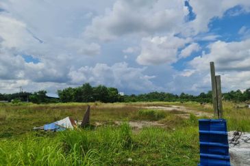 Jalan Bukit Kemuning