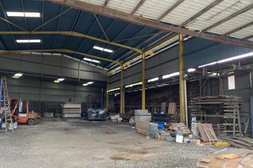 Jalan Bukit Kemuning