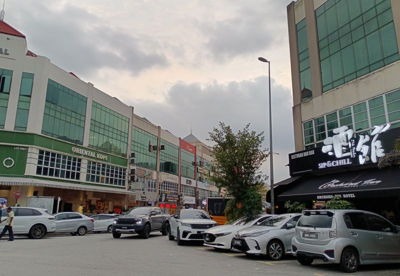 Bandar Puteri Puchong, Puchong, Commercial, Shop lot, Corner, Main road, For rent 