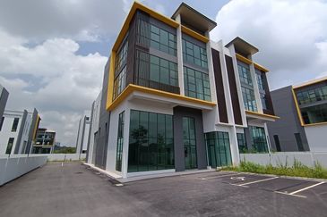 Cipta Industrial Park @ Serenia City