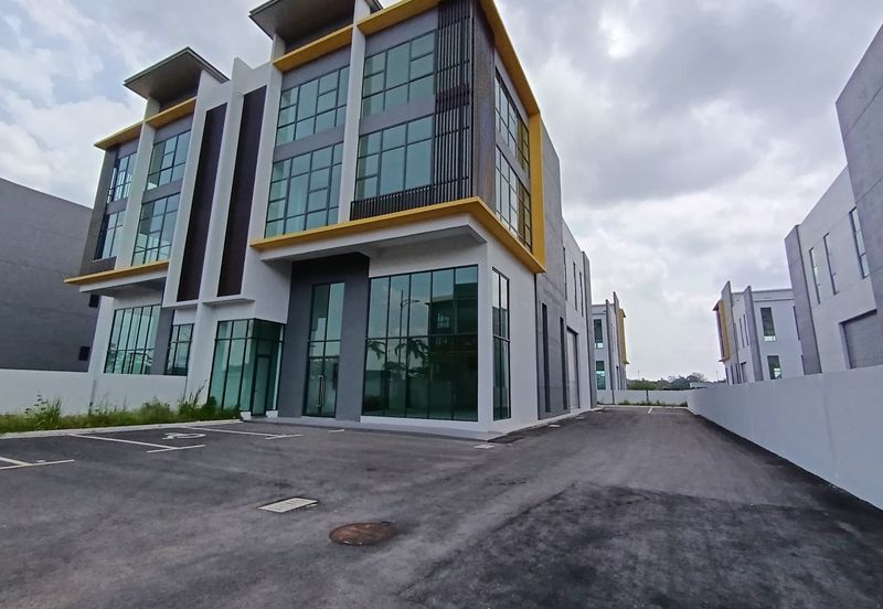Cipta Industrial Park @ Serenia City