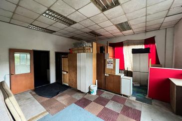 Bukit Jelutong Industrial Park