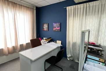 Bukit Jelutong Industrial Park