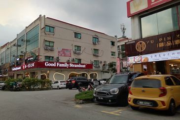 Bandar Puteri Puchong, Puteri 2, End lot, puchong, commercial, shop lot 