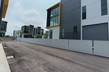 Cipta Industrial Park @ Serenia City