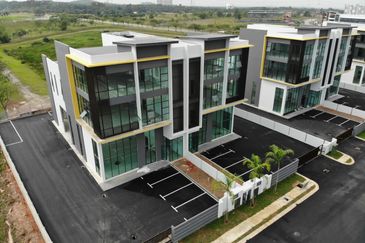 Cipta Industrial Park @ Serenia City