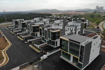 Cipta Industrial Park @ Serenia City