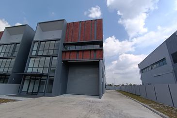 Elmina Business Park