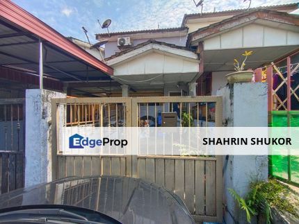 Townhouse Upper Floor Taman Impian Indah Sungai Buloh FOR SALE, Selangor, Sungai Buloh