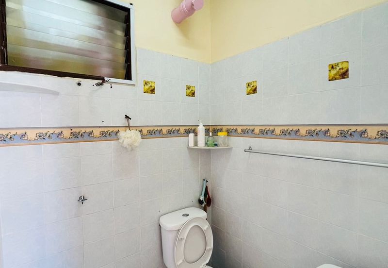 Desa Bayan Apartment