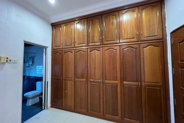 Cangkat Sungai Ara 8