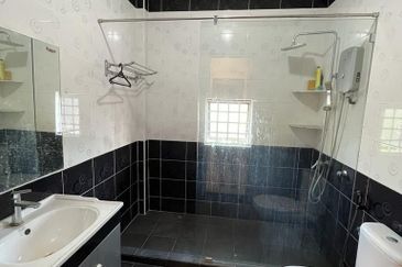 Cangkat Sungai Ara 8