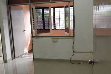 Cangkat Sungai Ara 8