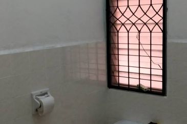 Cangkat Sungai Ara 8