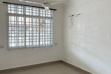 Lintang Sungai Ara 1