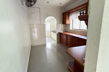 Lintang Sungai Ara 1