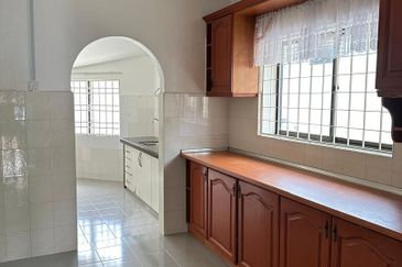 Lintang Sungai Ara 1