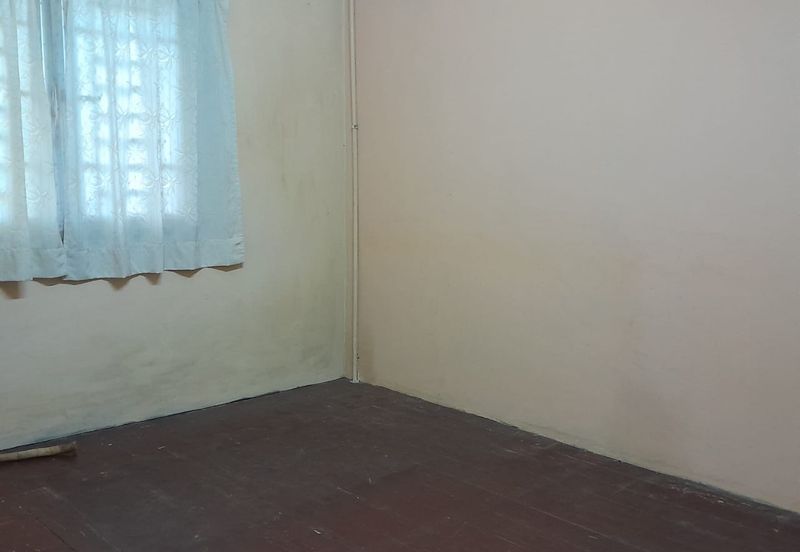 [1920sf] 2 STOREY TERRACE JALAN PERMAI GELUGOR Bukit Gambier LANDED