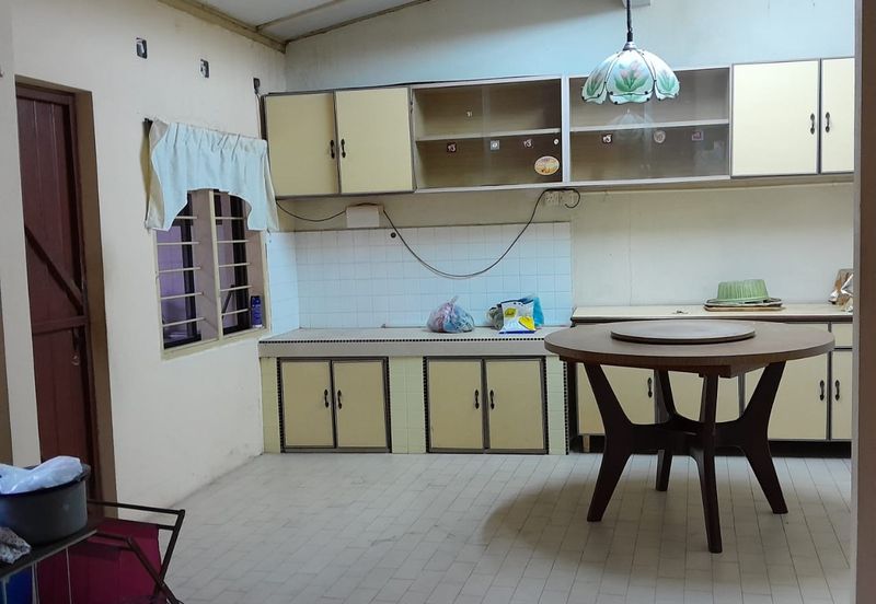 [1920sf] 2 STOREY TERRACE JALAN PERMAI GELUGOR Bukit Gambier LANDED